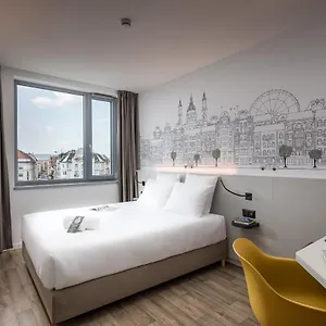 City Budapest